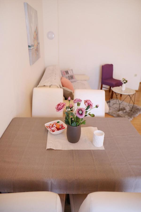 Apartmani Junto Preko Ngoại thất bức ảnh